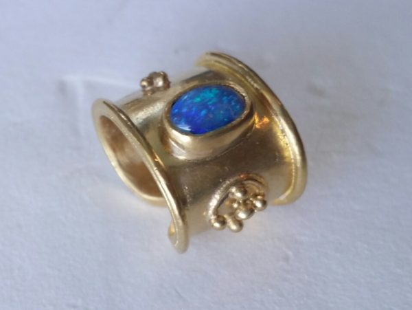 Ear Cuff Opal 22k