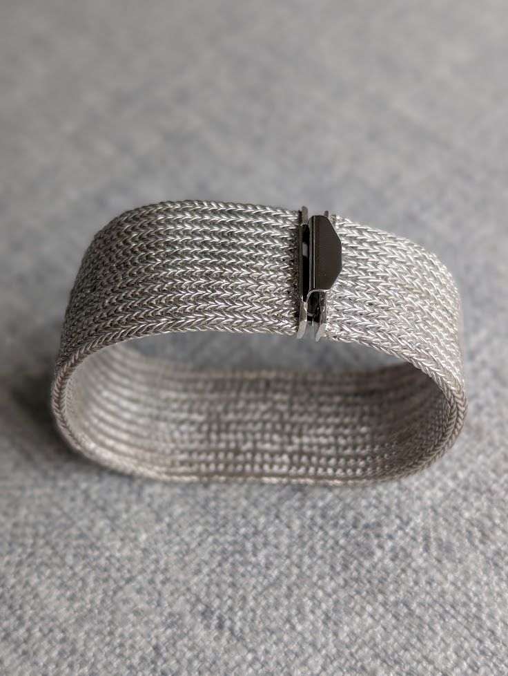 Bracelet Woven by Hand in Fine Silver - Image 2