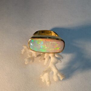 Opal Ring 22k
